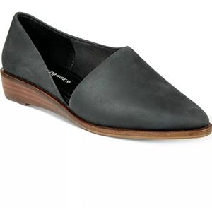 Kelsi Dagger Brooklyn Flat